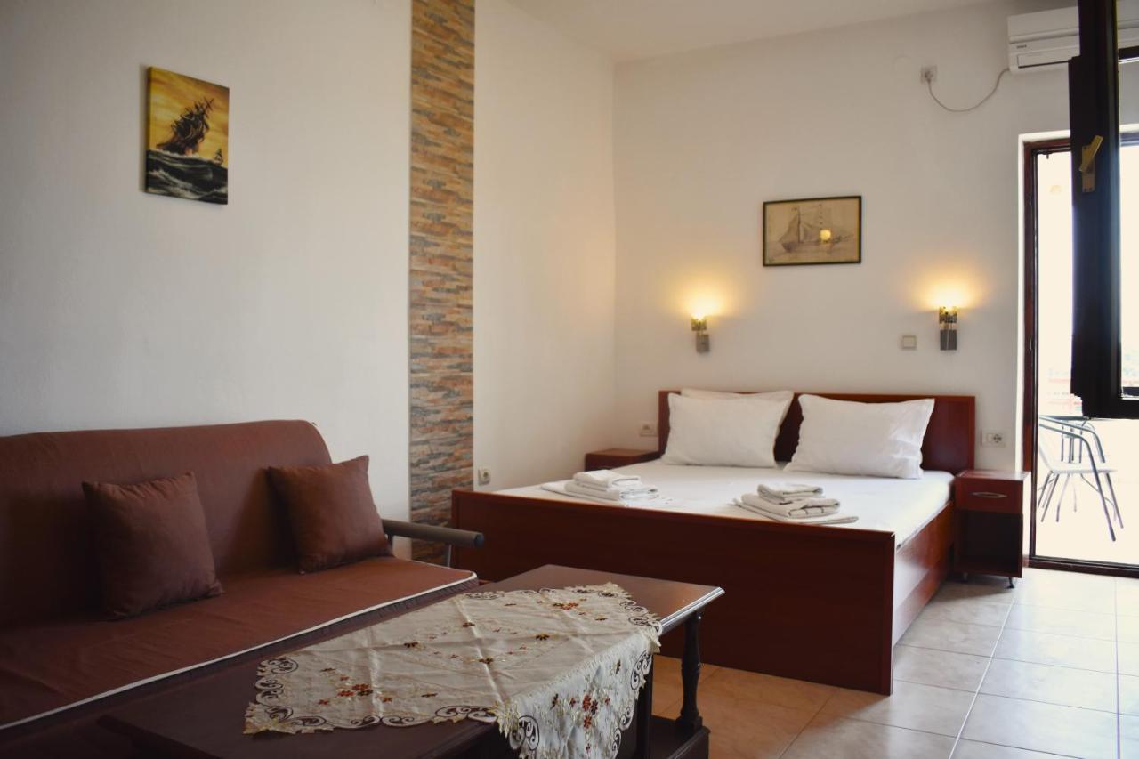 Apartments Aga Ulcinj Exteriör bild