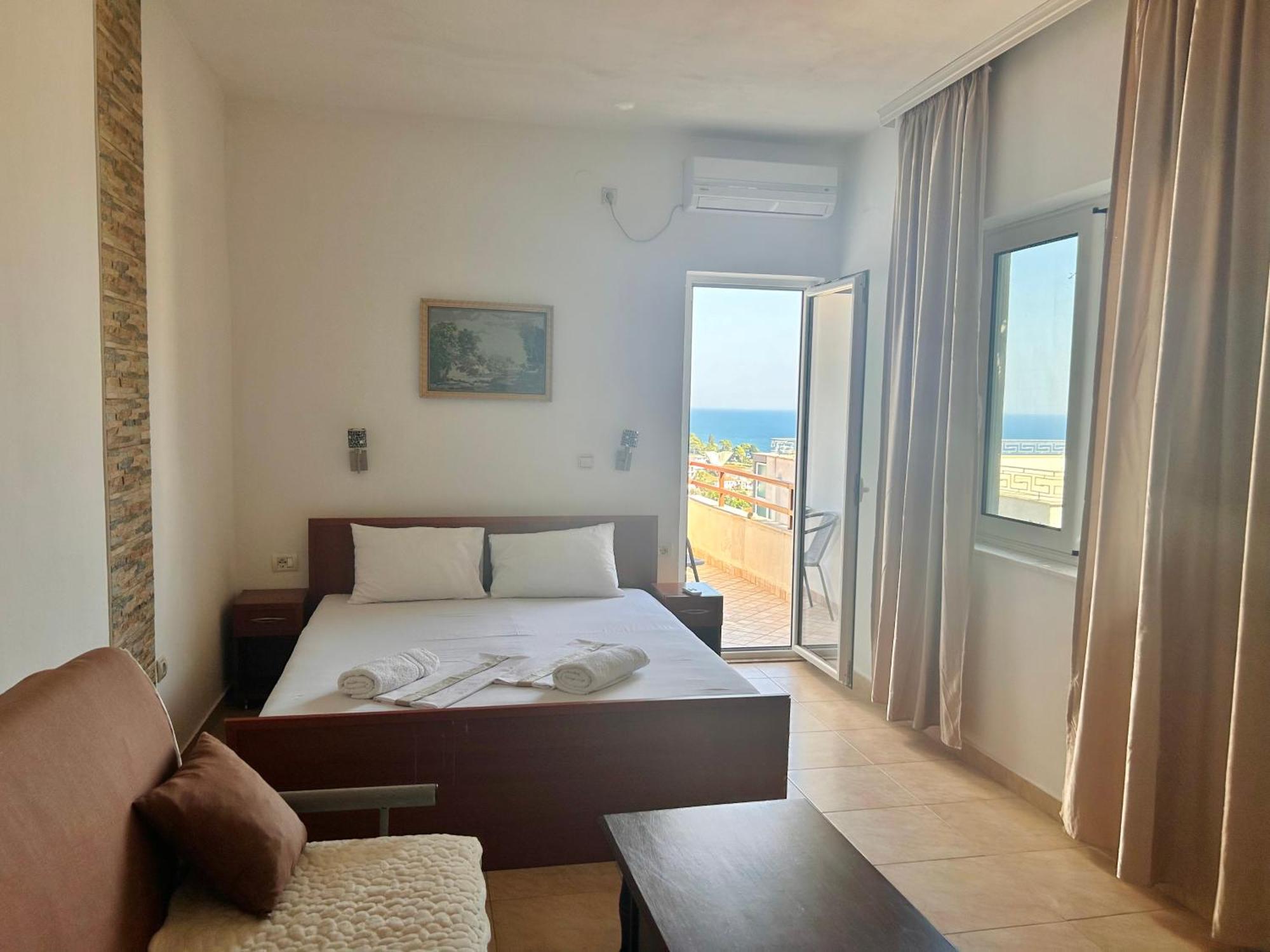 Apartments Aga Ulcinj Exteriör bild