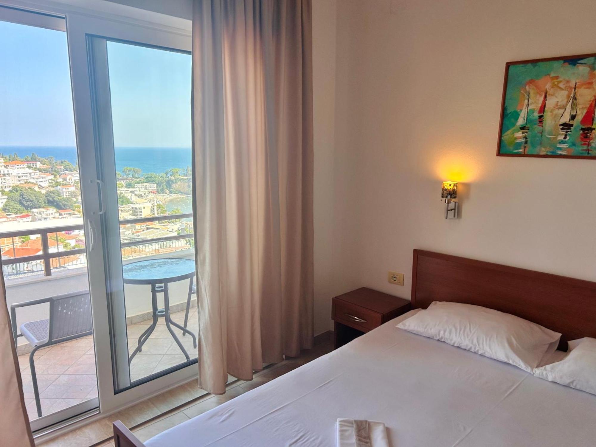 Apartments Aga Ulcinj Exteriör bild